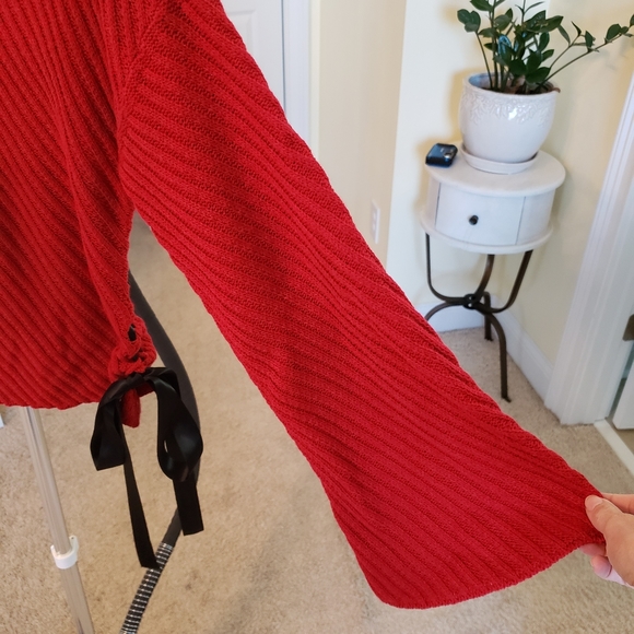 Side-Tie Ribbed-Knit Sweater - Picture 8 of 8